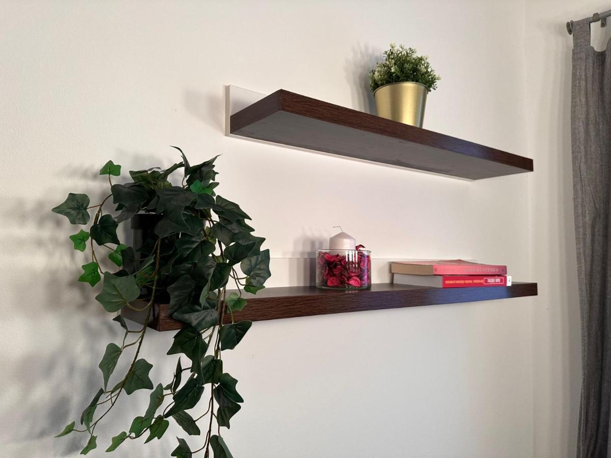 Apartman Lila Apartment Zagreb Bagian luar foto